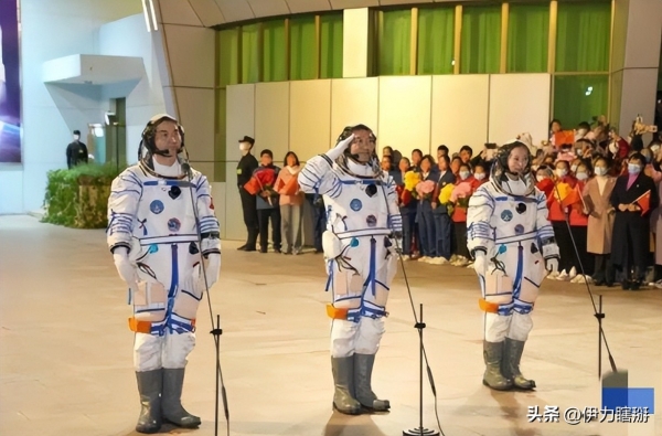 要吃避孕药为什么会有这样的情况出现？不朽情缘app去太空的女航天员必须(图2)