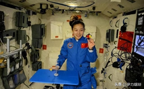 要吃避孕药为什么会有这样的情况出现？不朽情缘app去太空的女航天员必须(图13)
